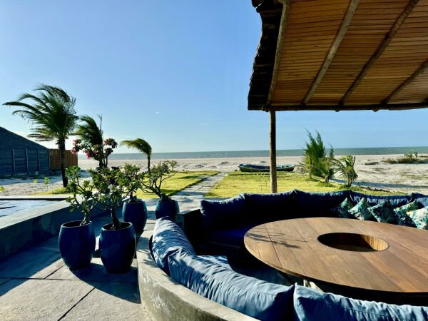 Imagem 4 de Casa espaçosa, pé na areia, com vista maravilhosa, localizada no Preá